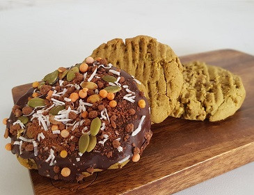 Pancake Mix and Walnut Protein Cookies